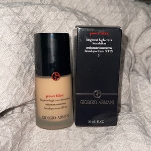 NWT GIORGIO ARMANI POWER FABRIC FOUNDATION SHADE 5